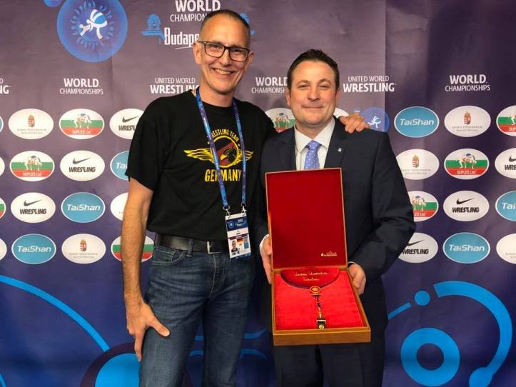 44897542_2005903009467820_5541441692348973056_n